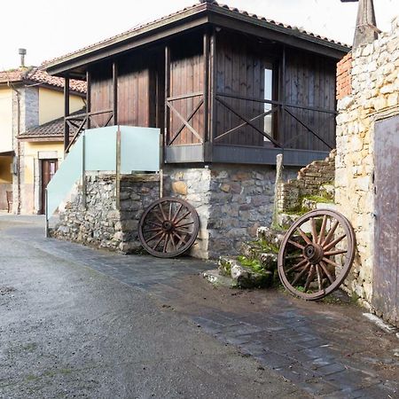 Gasthaus Casa Delfina Pravia Exterior foto